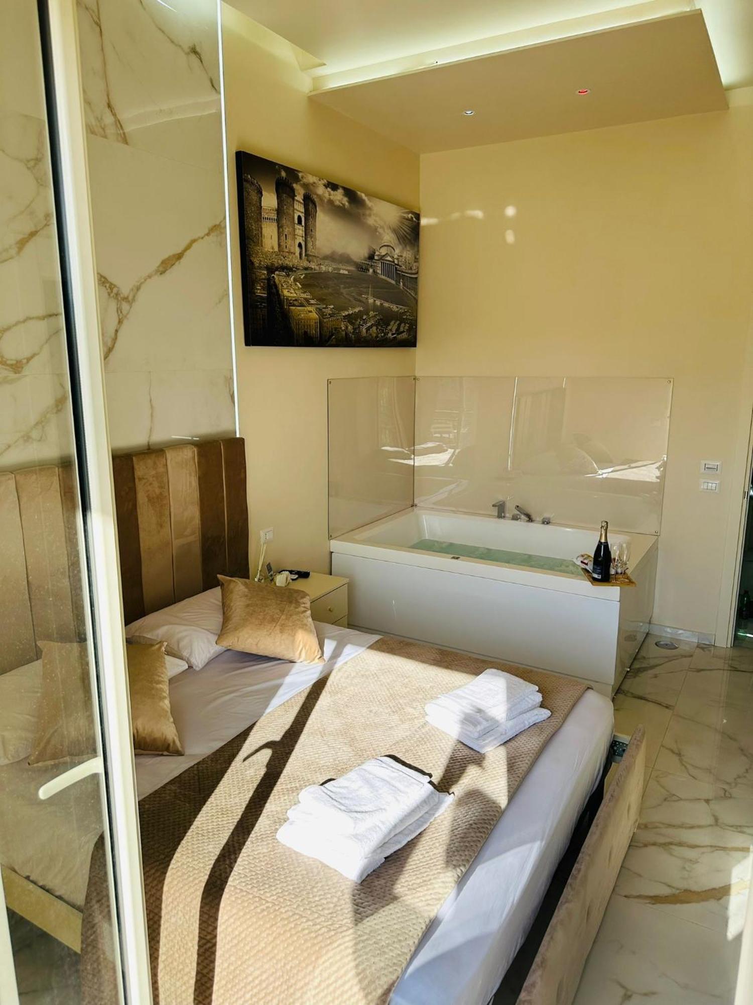 Bed & Breakfast Lovedream *